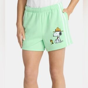 Peanuts Women's Graphic Print Shorts